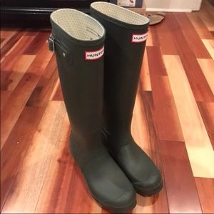 Hunter rain boots